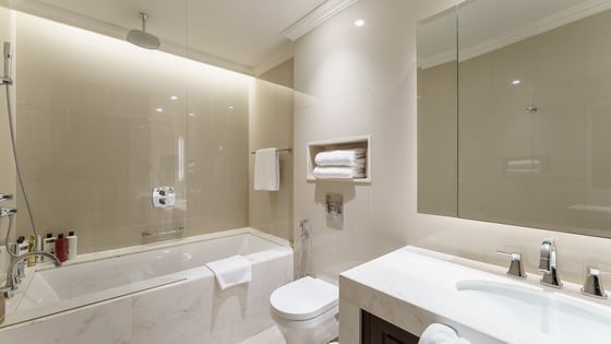 Luxurious apartment in Downtown with Burj Khalifa view, picture 8