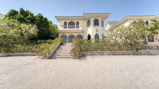 Stunning villa in Palm Jumeirah with atrium entry, picture 30