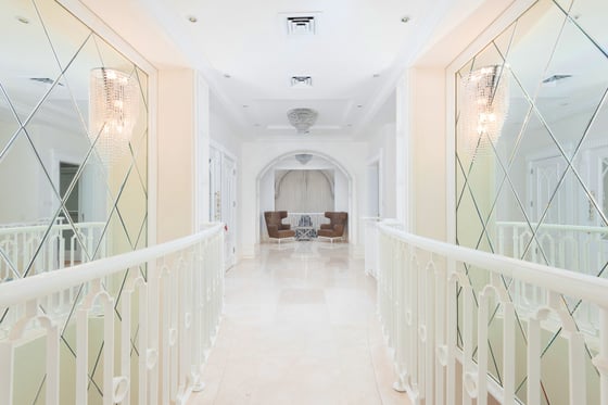 Signature 6BR Villa I Open Sea I Private Beach, picture 13