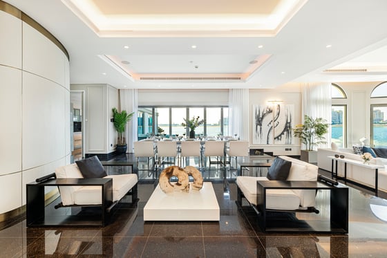Renovated I 5BR Villa I The Longest pool, picture 8
