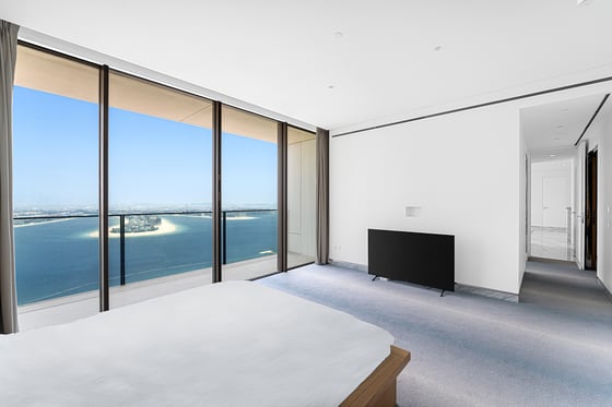 Live Royally in this High Floor Palm View 2BR + M, picture 21