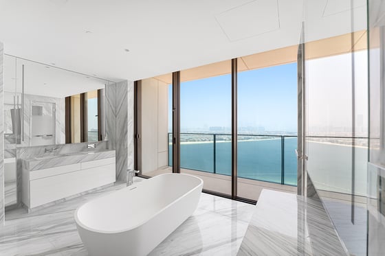 Live Royally in this High Floor Palm View 2BR + M, picture 24