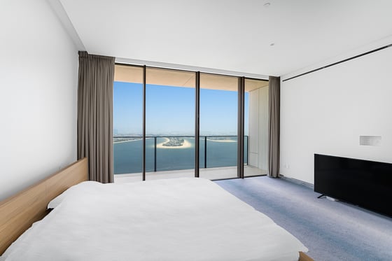 Live Royally in this High Floor Palm View 2BR + M, picture 22