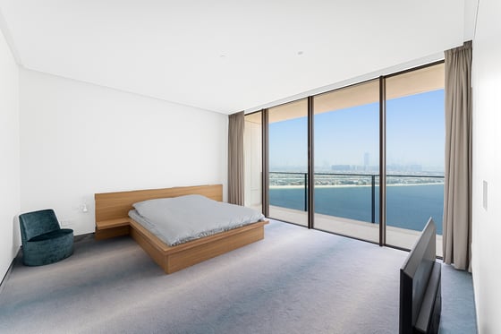Live Royally in this High Floor Palm View 2BR + M, picture 18