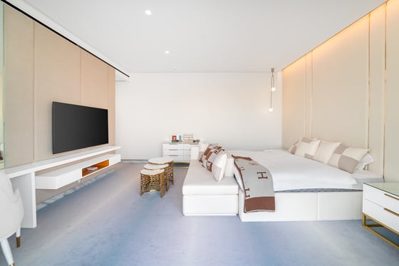 High floor with Best Views | Furnished | #1 Agency, picture 13