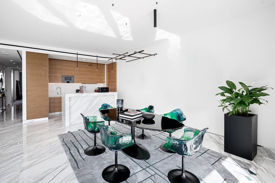 Rare Dual Sea and Skyline View | Spacious Luxury, picture 7