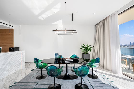 Rare Dual Sea and Skyline View | Spacious Luxury, picture 6