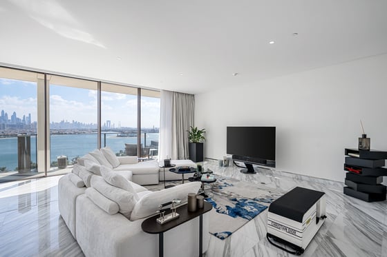 Rare Dual Sea and Skyline View | Spacious Luxury, picture 2