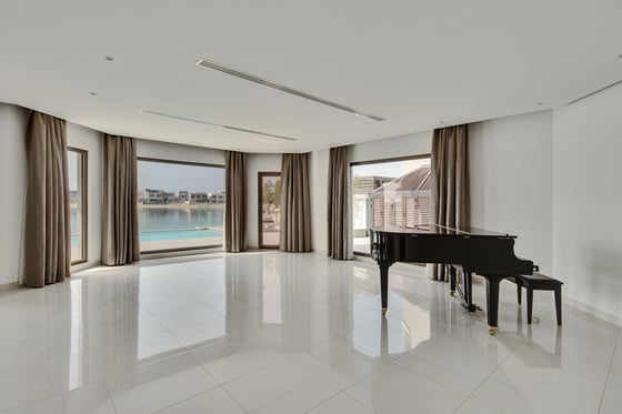 Modern 5BR Renovated Villa I Furnished I Atlantis View, picture 10