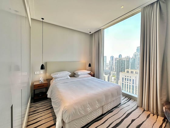 Luxury Downtown Apartment with Burj Khalifa Views, picture 8