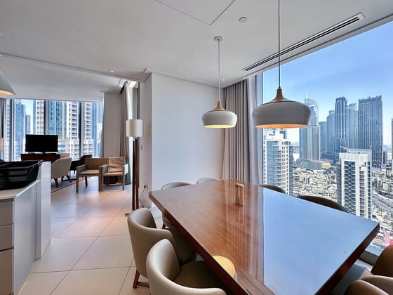 Luxury Downtown Apartment with Burj Khalifa Views, picture 7