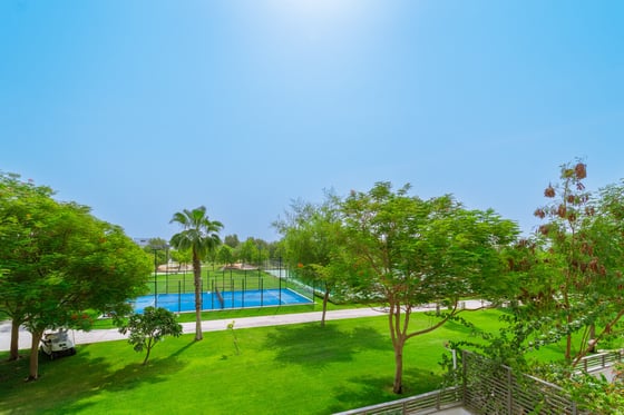 Vacant | Corner unit| Uninterrupted Park View, picture 1