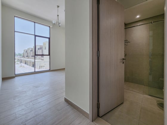 Single row | Ready to move in | 4070sqft BUA, picture 10