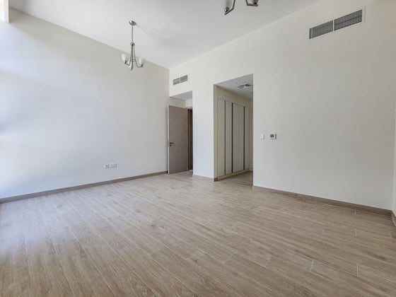 Single row | Ready to move in | 4070sqft BUA, picture 16