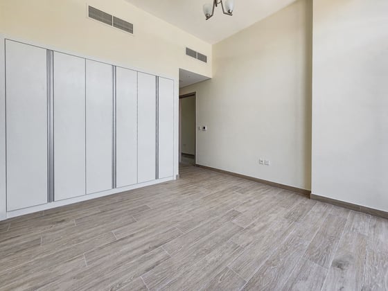 Single row | Ready to move in | 4070sqft BUA, picture 20