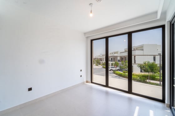 Lagoon View | Vacant | Upgraded Home...., picture 7