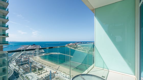 Beachfront apartment in Dubai Harbour with Palm view, picture 21