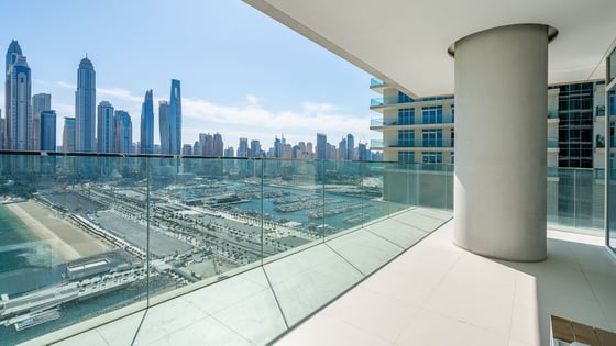 Beachfront apartment in Dubai Harbour with Palm view, picture 19
