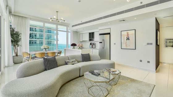 Beachfront apartment in Dubai Harbour with Palm view, picture 2