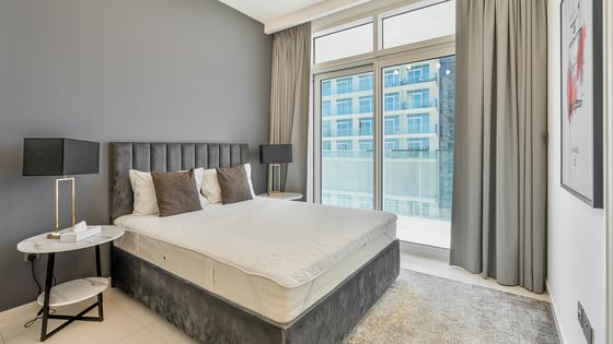 Beachfront apartment in Dubai Harbour with Palm view, picture 6