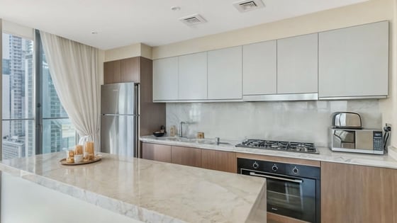 Stunning apartment in Dubai Harbour with Palm views, picture 8