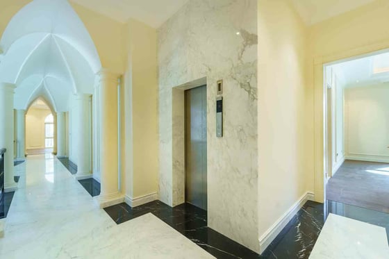 Brand New Luxury Villa | Luxuriously Spacious, picture 27