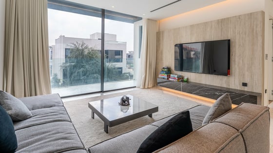 Stunning villa in Emerald Hills with spacious layout, picture 15