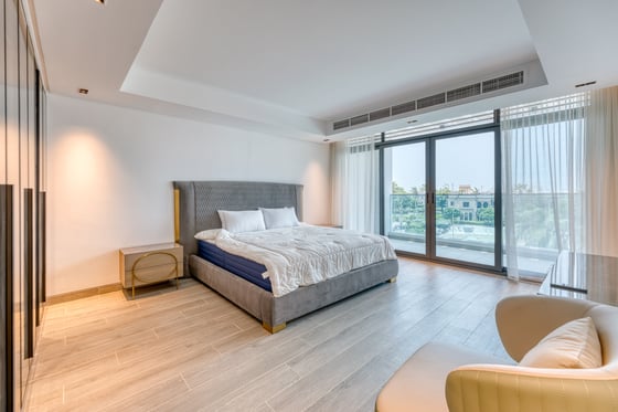 Luxury villa in Palm Jumeirah with Atlantis views, picture 16