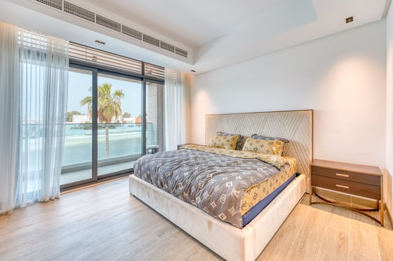 Luxury villa in Palm Jumeirah with Atlantis views, picture 13
