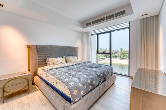 Luxury villa in Palm Jumeirah with Atlantis views, picture 10