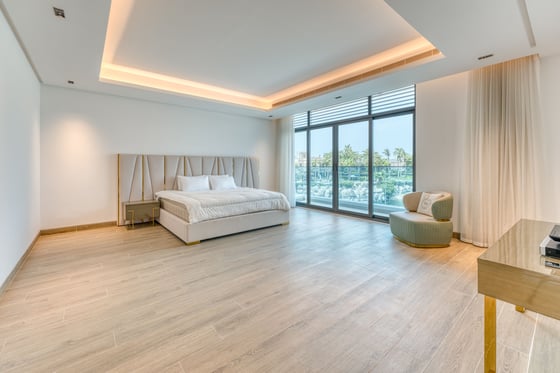 Luxury villa in Palm Jumeirah with Atlantis views, picture 17