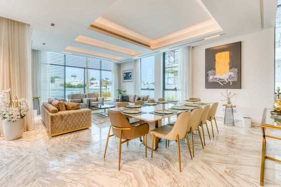 Luxury villa in Palm Jumeirah with Atlantis views, picture 2