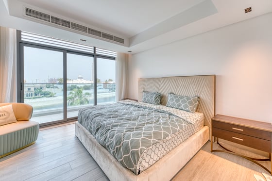 Luxury villa in Palm Jumeirah with Atlantis views, picture 14