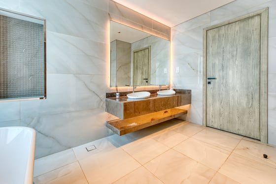 Luxury villa in Palm Jumeirah with Atlantis views, picture 23