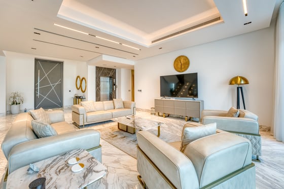 Luxury villa in Palm Jumeirah with Atlantis views, picture 5