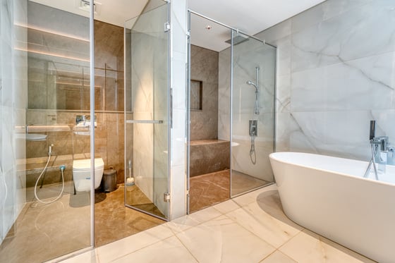 Luxury villa in Palm Jumeirah with Atlantis views, picture 22