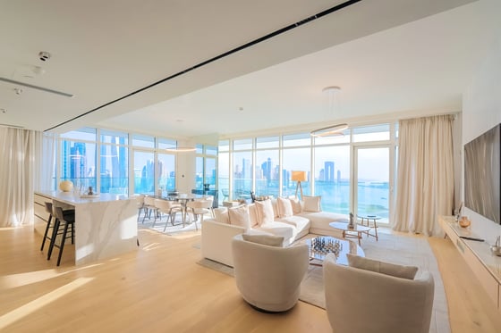 Rule the Skyline: Ultra-Luxury Half-Flr Penthouse, picture 4