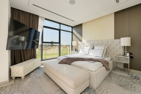 Prime Location | Vacant Unit | Golf Course View, picture 15