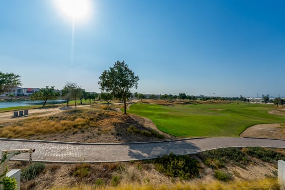 Prime Location | Vacant Unit | Golf Course View, picture 19