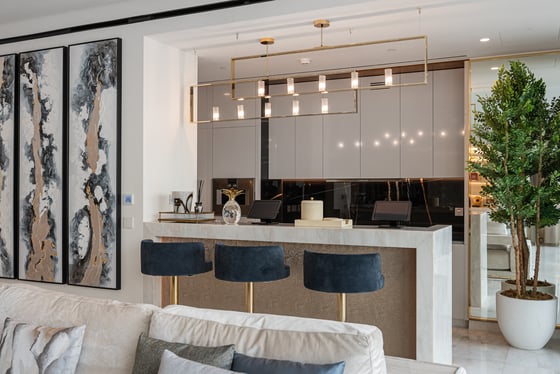 Extraordinary Turnkey Luxury with Iconic Views, picture 21