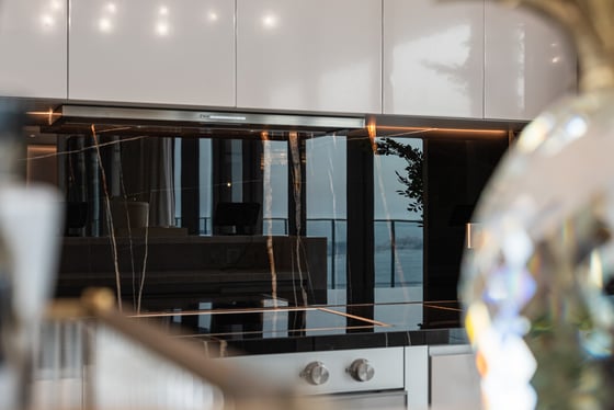 Extraordinary Turnkey Luxury with Iconic Views, picture 42