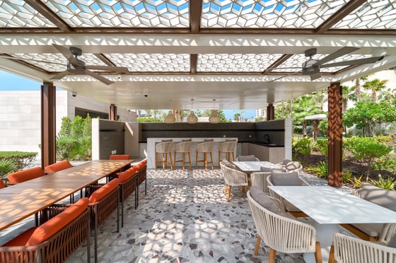 Extraordinary Turnkey Luxury with Iconic Views, picture 67