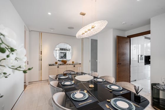 Extraordinary Turnkey Luxury with Iconic Views, picture 10