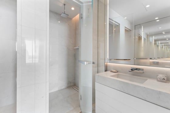 Luxury 2-Bed | Palm Skyline Views | Furnished, picture 13
