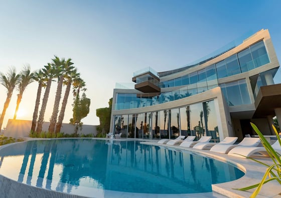 Masterpiece of Island Living | 6-Bed Villa on Zuha Island, picture 1