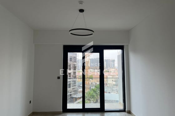 Spacious 1 BR | Burj Khalifa Views | Chiller Free, picture 10