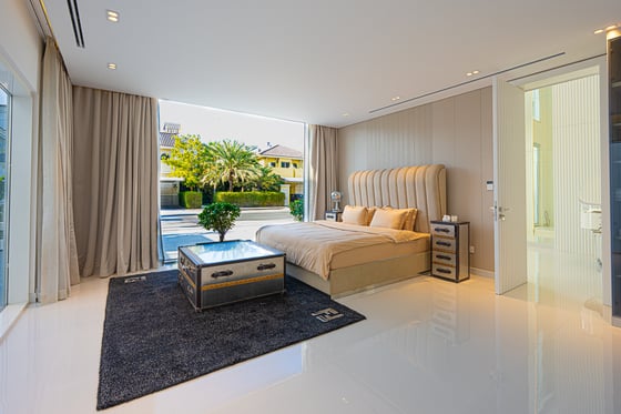Renovated 6BR Modern Villa I Beachfront I Furnished, picture 9