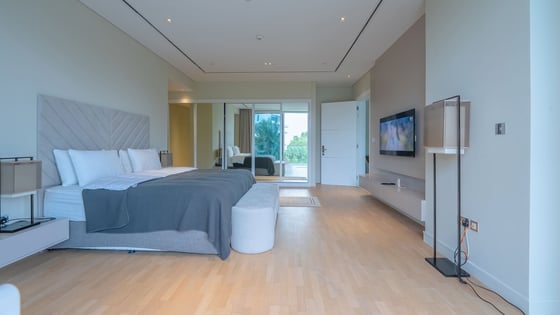 Luxuriously Renovated Loft in Al Barari, picture 24