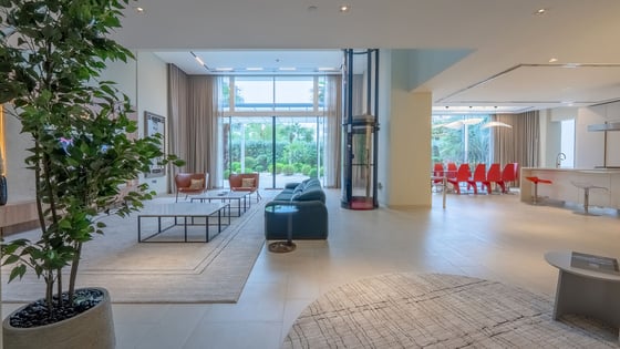 Luxuriously Renovated Loft in Al Barari, picture 11