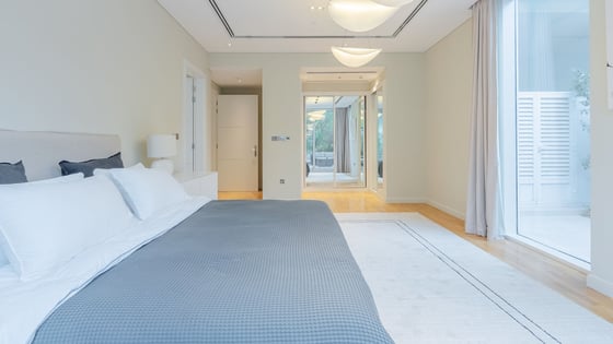 Luxuriously Renovated Loft in Al Barari, picture 31